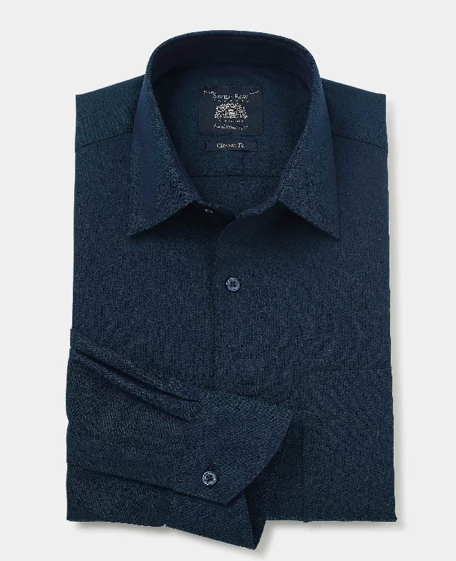 Men's Checked Short-Sleeve Shirts for Summer FunNavy Cotton Herringbone Classic Fit Formal Shirt - Single Cuff