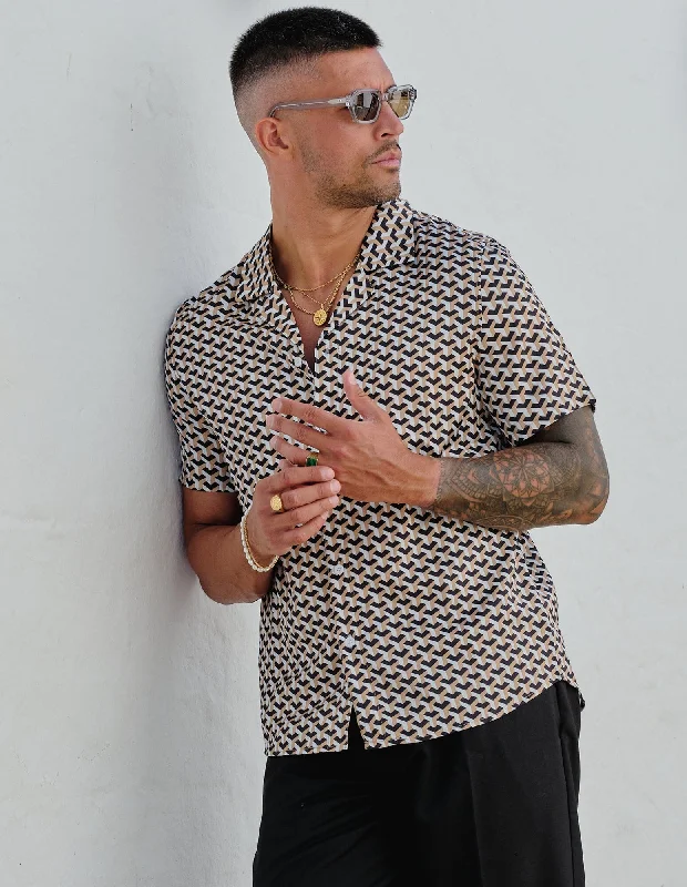 Men's Henley T-Shirts for a Casual TwistBeige S/S Illusion Print Resort Shirt