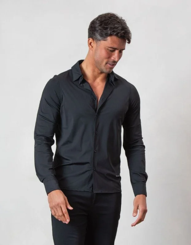 Men's Patterned Casual Shirts for Relaxed StylingBlack Essential Slim Fit Shirt