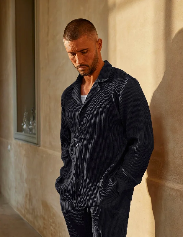 Men's Thermal Shirts for Winter WarmthBlack Pleated L/S Shirt