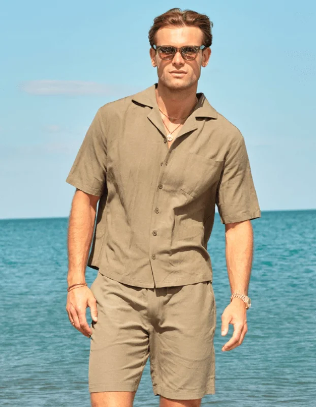 Men's Tailored Shirts for a Sharp AppearanceOlive Linen S/S Shirt