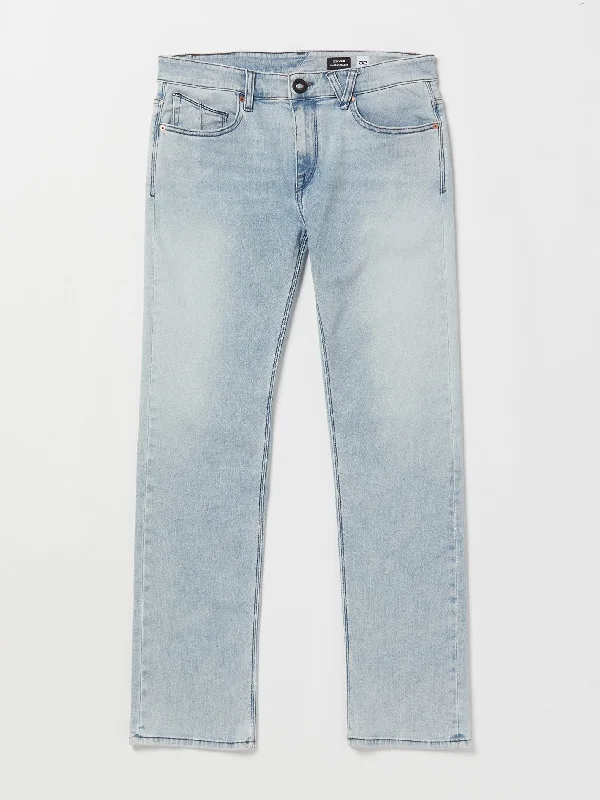 Functional Men's Ski JacketsSolver Modern Fit Jeans - Powder Blue