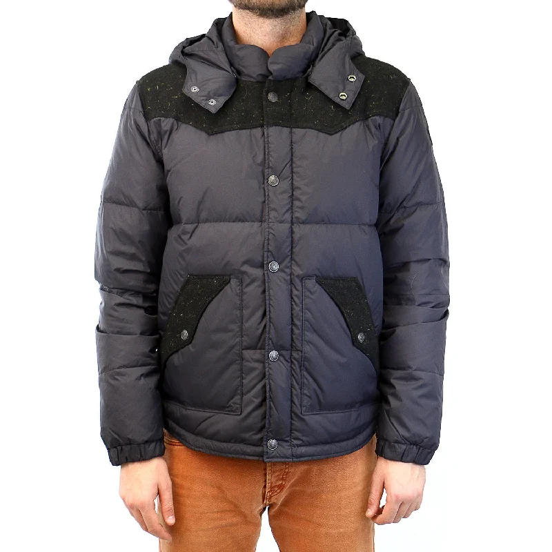 Versatile Men's Pea CoatsTrue Religion Contrast Puffer Jacket - Black - Mens