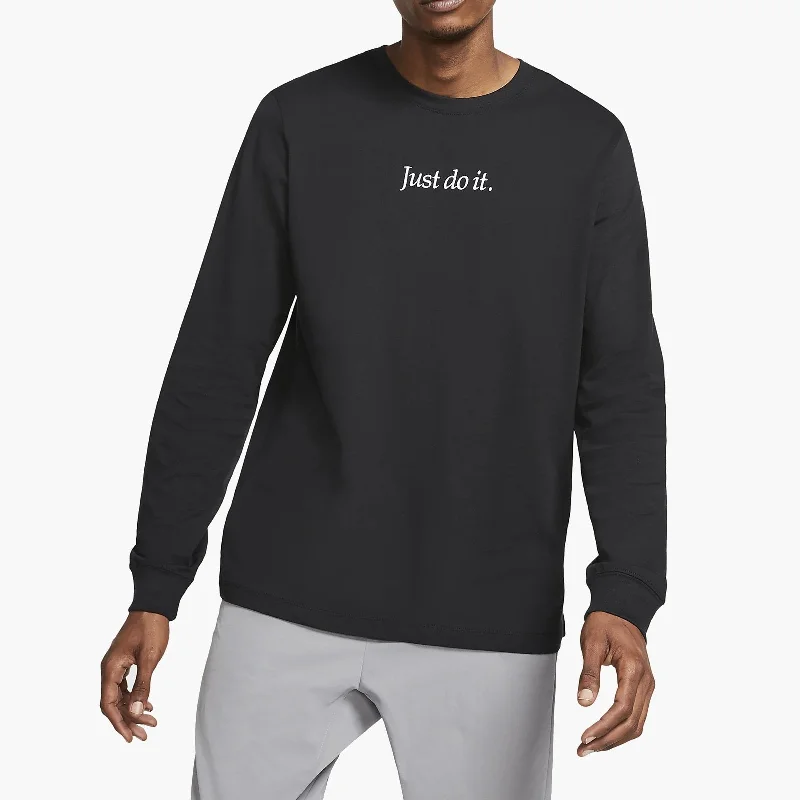 Warm Men's Fleece-Lined TopsNike Sportswear Tee